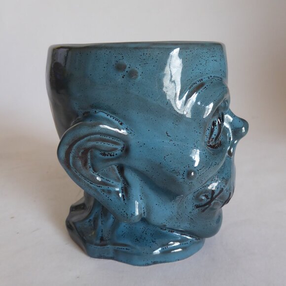 NEW 2012 1ST ED DISNEY TRADER SAM’S ENCHANTED BAR SHRUNKEN ZOMBIE HEAD TIKI MUG - Picture 4 of 14